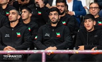 مراسم تجلیل از کشتی‌گیران قهرمان (جشنی برای ایران)  8