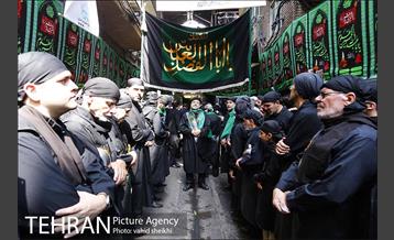 مراسم عزاداری تاسوعای حسینی در بازار تهران 24