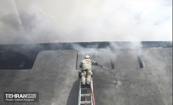 آتش‌سوزی انبار لوازم موتورسیکلت 39