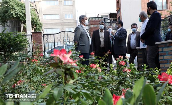 بازدید معاون هماهنگی امور مناطق از منطقه 8