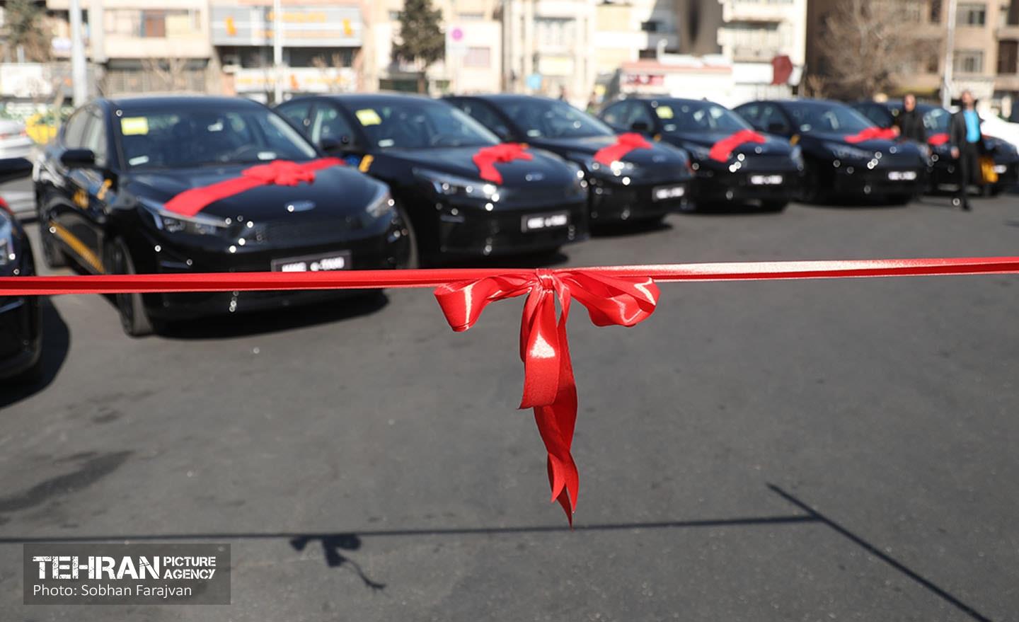 آیین رونمایی از تاکسی‌های برقی  19