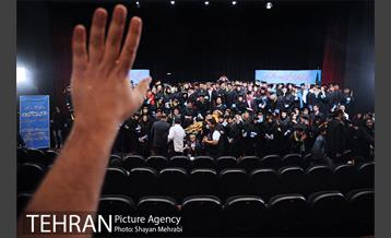 نخستین جشن فارغ التحصیلی ادوار دانشکده خبر 52