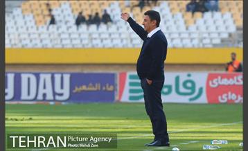 دیدار تیم های استقلال تهران و سپاهان 1