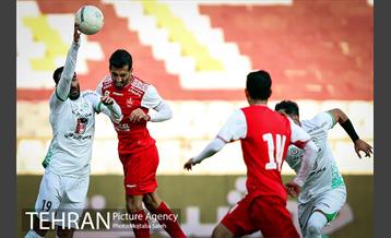 دیدار تیم های فوتبال پرسپولیس و ذوب آهن 14