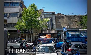 تئاتر نصر 77