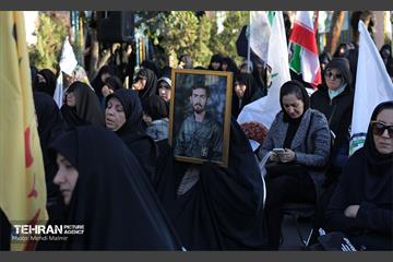 دومین سالگرد شهادت شهید آرمان علی وردی با شعار «آرمان روح‌الله آغاز نصرالله» 16
