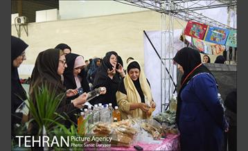 مراسم اختتامیه نخستین جشنواره دختران تهران در بوستان پردیس بانوان 7