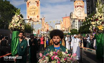 کاروان امام رضا (ع) در جشن بزرگ امام رضایی‌ها 20