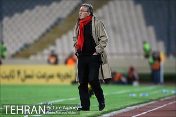 دیدار تیم های فوتبال پرسپولیس و پیکان