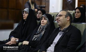 جلسه هم‌اندیشی رییس نهاد پایش طرح های توسعه شهری با جمعی از بانوان 34