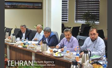 نشست مجمع امید با حضور شهردار تهران 21