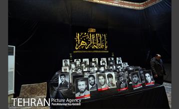 تشییع پیکر مطهر 2 شهید گمنام در مسجد جامع فاطمیه منطقه 8