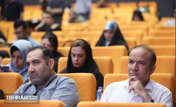 نشست خبری رویداد بین‌المللی طراحی کارتون، کاریکاتور و پوستر «هولوساید ۲۰۲۴» 14