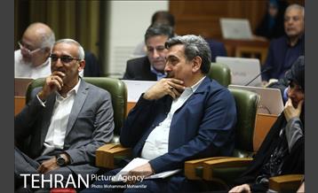 حضور شهردار تهران در صحن علنی شورا شهر 16