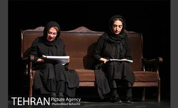 نمایشنامه خوانی کوکوی کبوتران حرم‎ 13