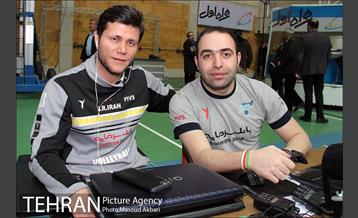 دیدار تیم های والیبال بانک سرمایه و هاوش گنبد