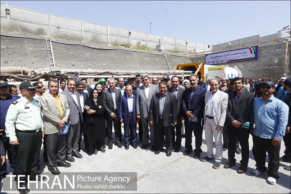 آغاز عملیات اجرایی پروژه جمع آوری و هدایت آبهای سطحی مناطق 21،22 و کنترل سیلاب شمال و غرب شهر تهران 48