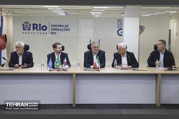 بازدید شهردار تهران از مرکز کنترل ترافیک 30