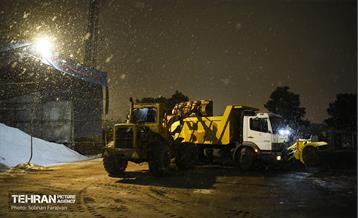 عملیات برف‌روبی در پایتخت 2