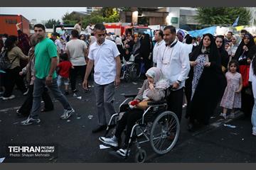 مهمانی ۱۰ کیلومتری عید غدیر در تهران 25