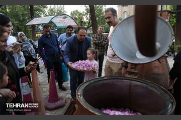 تور تهرانگردی قلب طهران