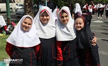 برگزاری بزرگترین اجتماع ورزشی دختران شهر تهران در منطقه۸‌ 27