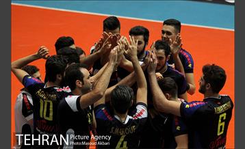 دیدار تیم های والیبال پیکان تهران و پارسه تهران