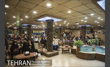 مراسم عصر مستند‎ 10