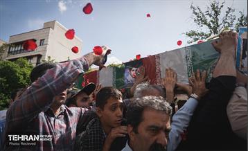 تشییع پیکر مطهر شهید محمد حسن زارعی در منطقه ۸ 4