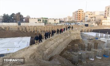 بازدید معاون مالی و اقتصاد شهری از پروژه‌های عمرانی 31