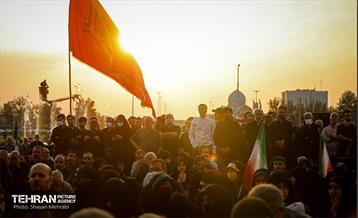 اجتماع امام حسنی ها در میدان آزادی 1