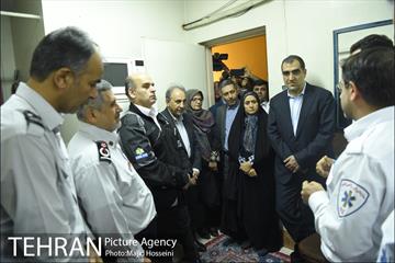 بازدید شهردار تهران و وزیر بهداشت از مراکز پزشکی و درمانی شهر 17