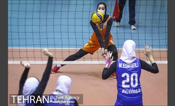 قهرمانی زود هنگام والیبال زنان سایپا تهران 22