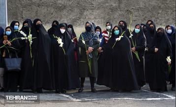 تشییع پیکر شهید حسین فغانی 1