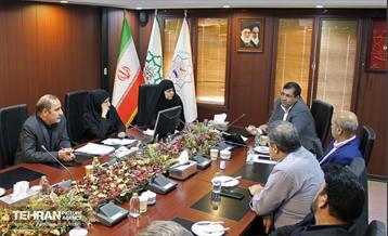 نشست هم‌اندیشی مدیر اداره‌کل سرمایه‌انسانی از ستاد مرکزی معاینه فنی 5