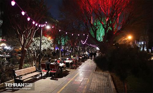 «افطارخونه طهران» در بلوار کشاورز 11