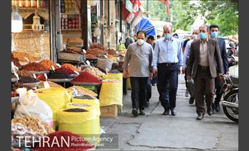 بازدید معاون شهرسازی و معماری شهرداری تهران و شهردار منطقه ۱۲ از بازار امین السلطان 8