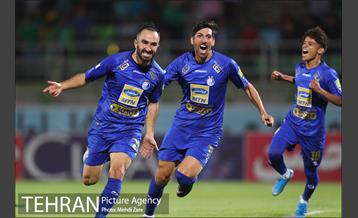 دیدار تیم های استقلال تهران و ذوب آهن اصفهان 17