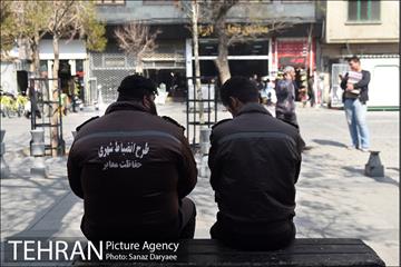 خیابان پانزده خرداد در روزه های پایانی سال‎ 18