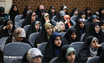 نشست صمیمانه شهردار تهران با مسئولین پایگاههای بسیج دانشجویی تهران 8