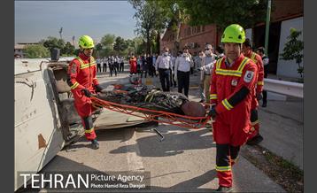 بازدید مدیرکل دفتر شهردار تهران از مرکز آموزش های آتش نشانی 11