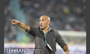 دیدار استقلال و صنعت نفت آبادان در لیگ برتر فوتبال 6