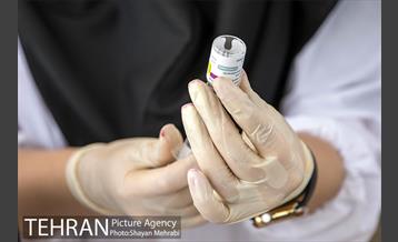 بزرگترین مرکز واکسیناسیون خودرویی کرونا در تهران 17