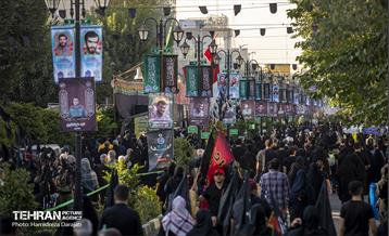 نجات اهل عالم با حسین است  14