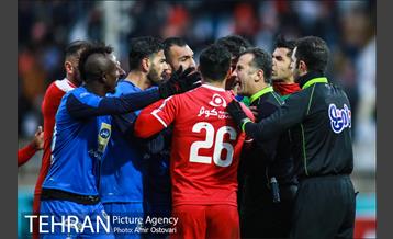 دیدار تیم‌های فوتبال تراکتور سازی تبریز - استقلال تهران 33