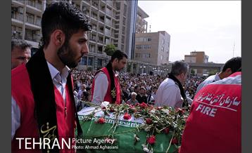 تشییع پیکر شهید آتشنشان علی قانع 20