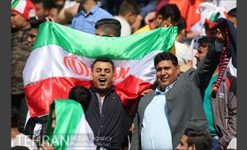 تماشاگران دیدار دو تیم ایران و چین