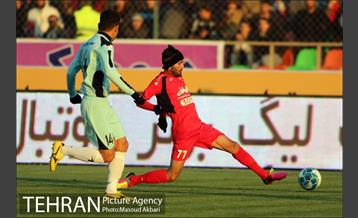 دیدار پیکان و پرسپولیس در لیگ برتر فوتبال 7