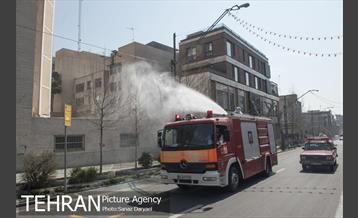 عملیات گندزدایی زدایی و ضدعفونی معابر اصلی و فرعی خیابان ولیعصر‎(عج) 28