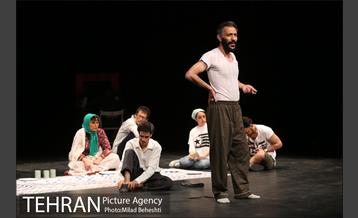 نمایش آوازهای سر شام‎ 7